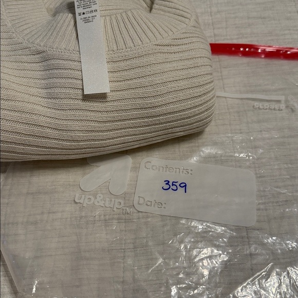 Lululemon Silk Blend Cable Pullover Crewneck Sweater Small - Picture 8 of 8